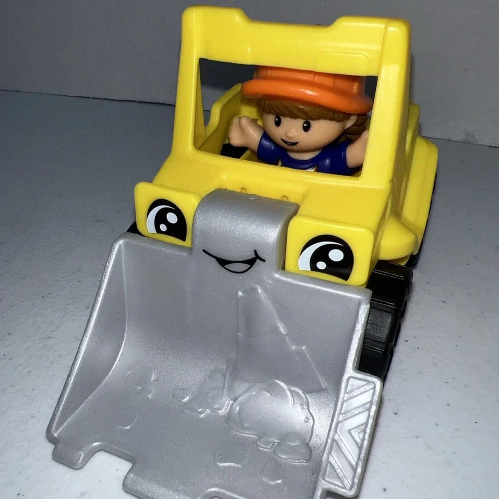 Fisher Price Little People Yellow Bulldozer  with Construction Worker figure